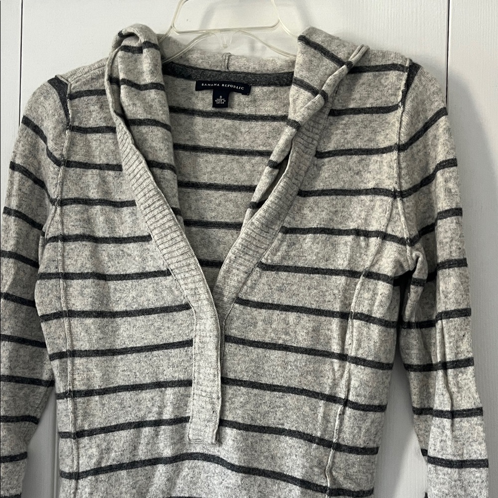Banana Republic Gray and Black Striped V-Neck Hooded Sweater